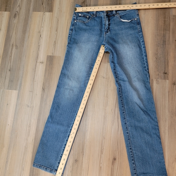 V Cristina Jeans Light Washed Women's Size 10 Rhinestone Pockets Straight Legs - Picture 6 of 6